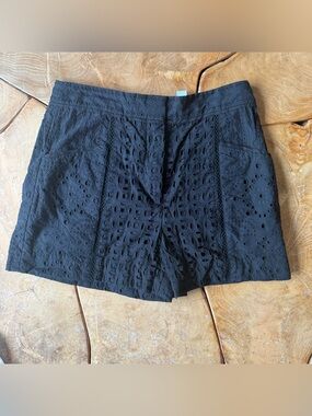 Veronica Beard Fabian Shorts. Eyelet design. Black, Size 2. Like new condition.